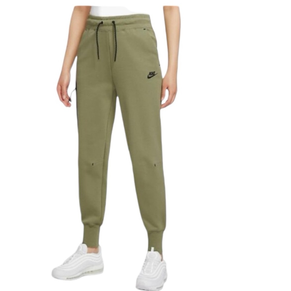 Nike Sportswear Women's Tech Fleece Pants Joggers, size small